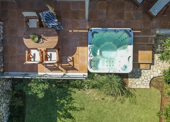 Klaritz Luxury Suites